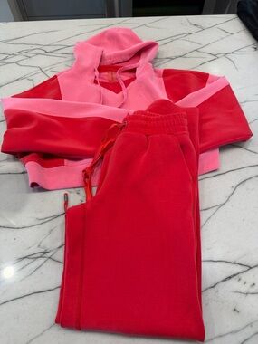Women's Pink & Red Colorblock Wide leg Cozy Sweatpants with matching Sweatshirt